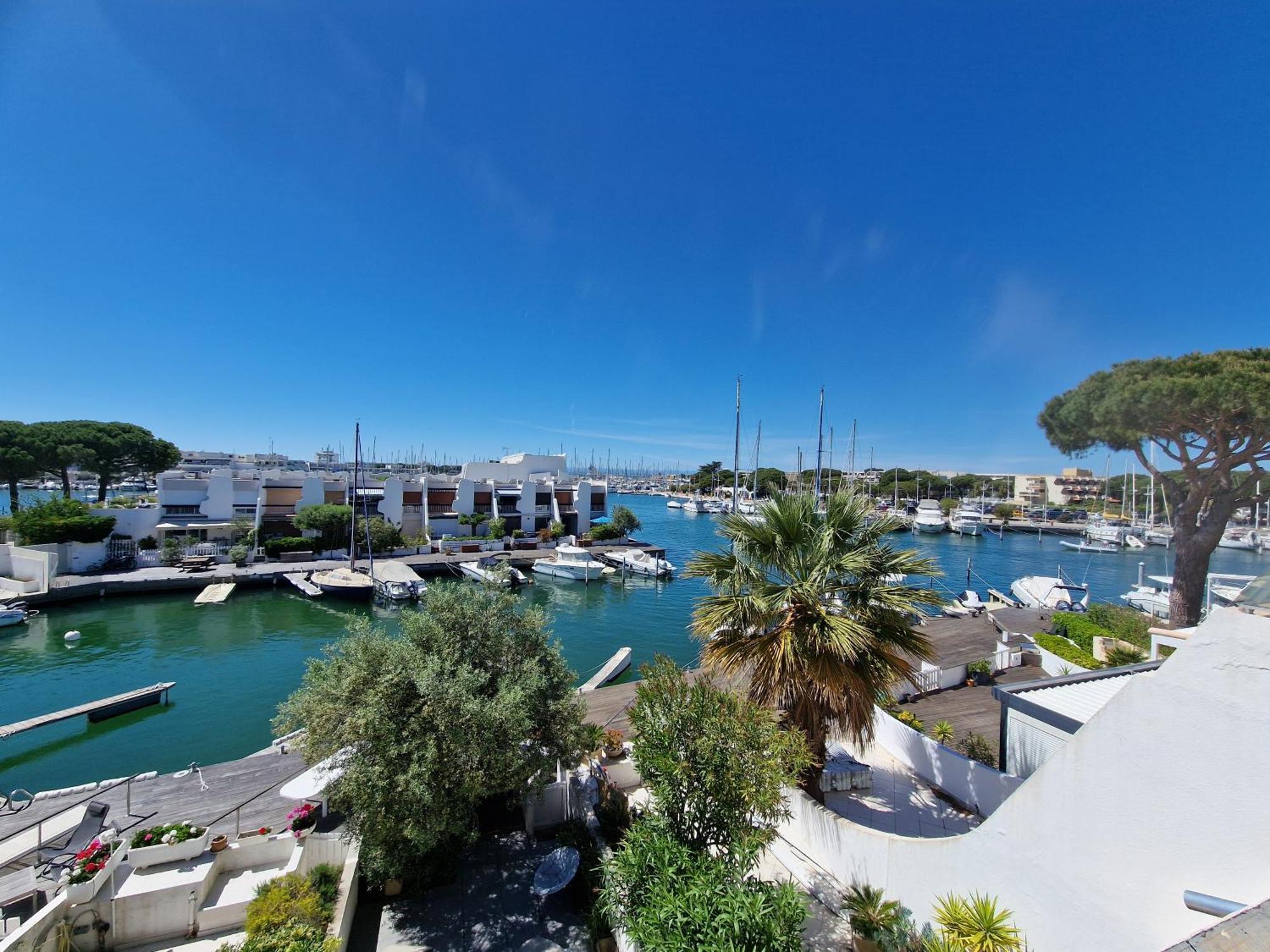 Marina Exceptionnelle - 8 Pers - 120 M2 Vue Mer - Suites Parentales - Cinema - Ponton Le Grau-du-Roi Kültér fotó