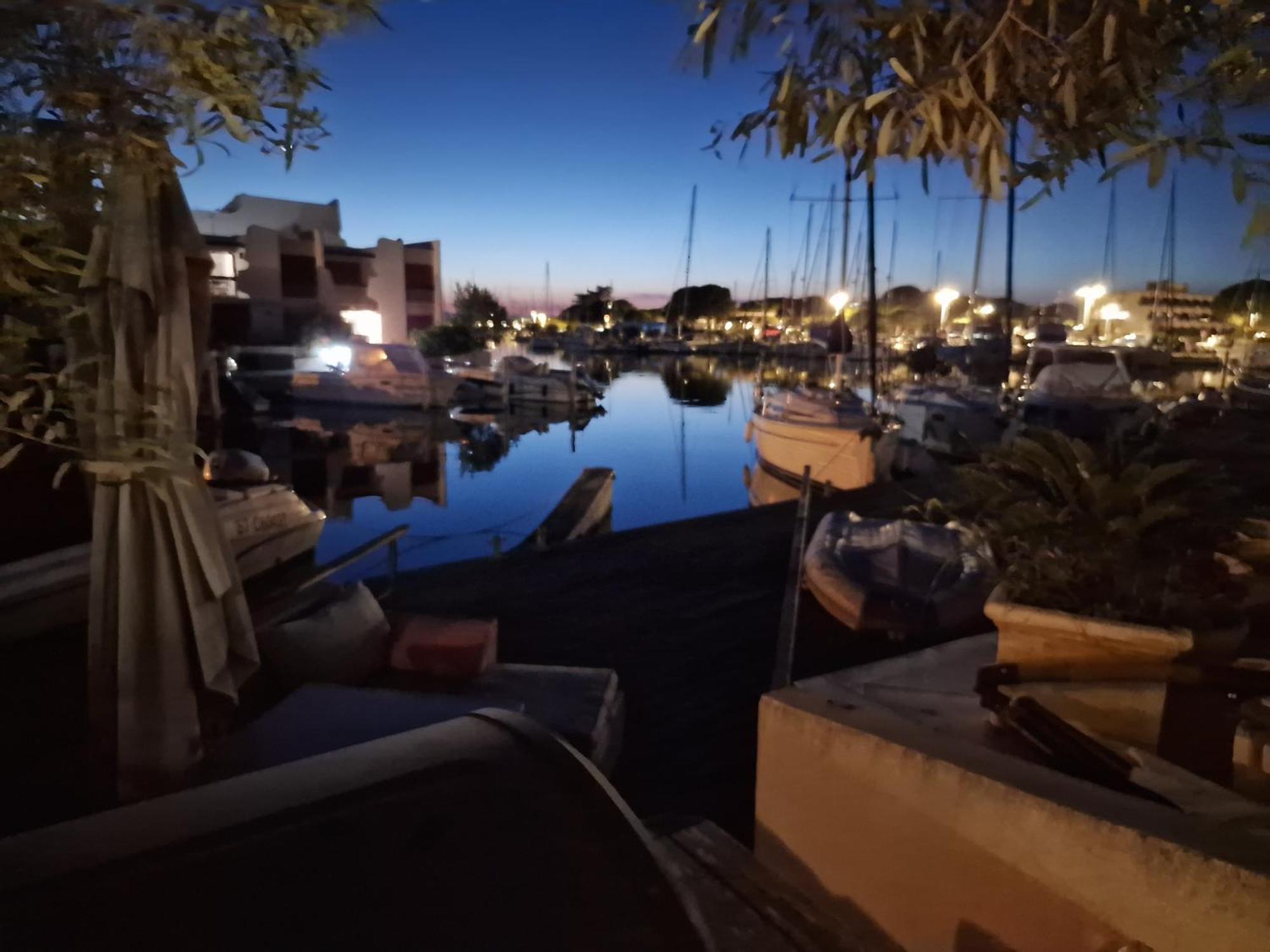 Marina Exceptionnelle - 8 Pers - 120 M2 Vue Mer - Suites Parentales - Cinema - Ponton Le Grau-du-Roi Kültér fotó